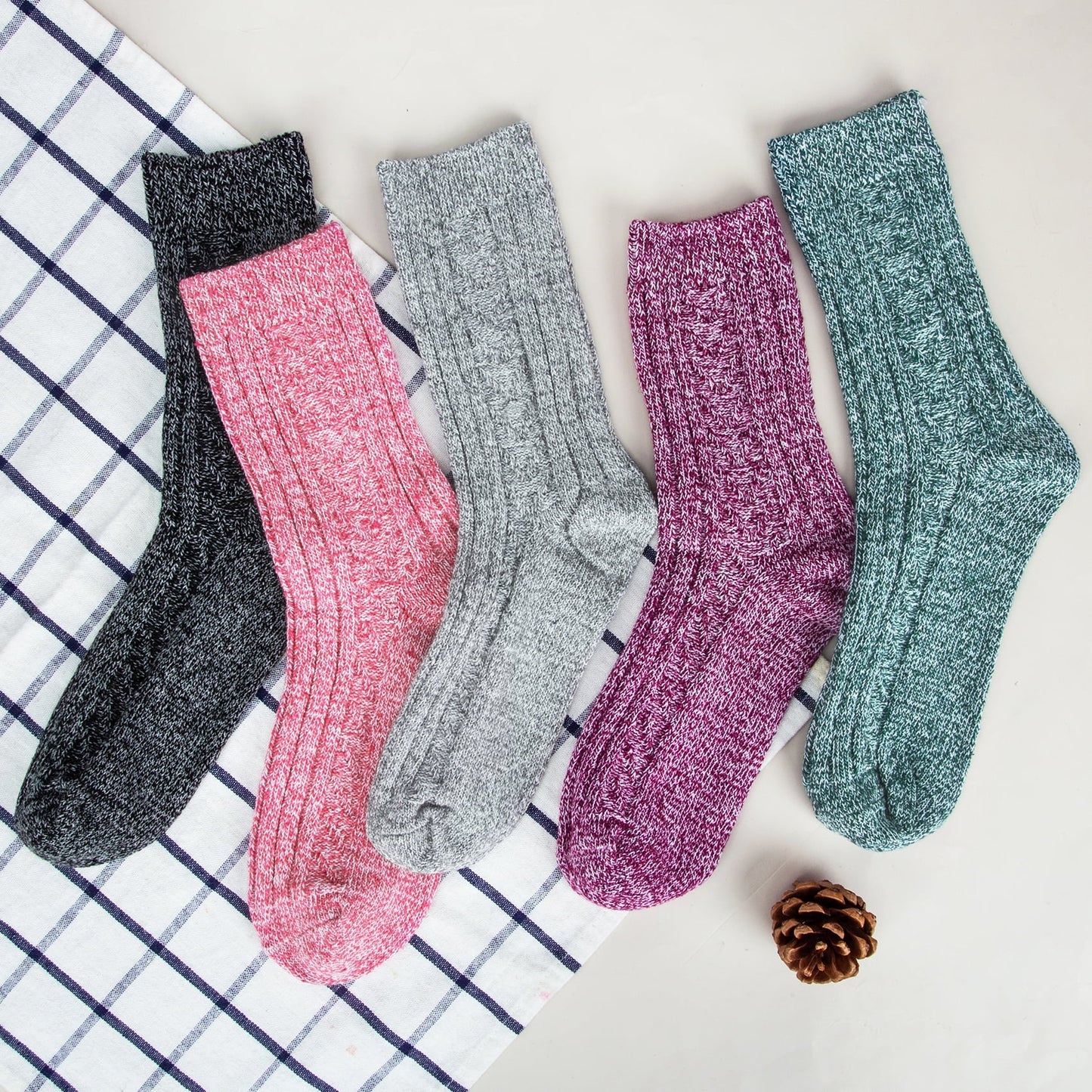 Loritta 5 Pairs Warm Wool Socks for Women, Thick Knit Thermal Crew Winter Warm Socks Size 6-9